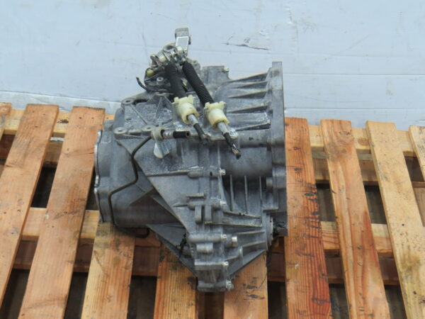 Mini Cooper S Manual Transmission 6-Speed 52k 11-16 - Image 9