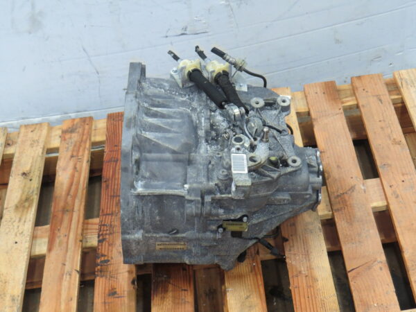 Mini Cooper S Manual Transmission 6-Speed 52k 11-16 - Image 5