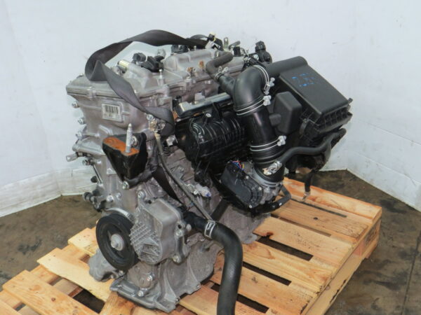 2011-2017 LEXUS CT200H HYBRID ENGINE 2ZR-FXE 1.8L MOTOR