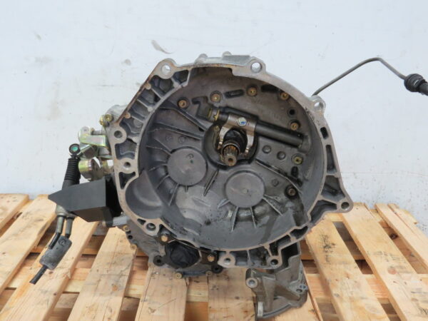 05-08 Mini Cooper Manual Transmission 6 Speed Supercharged - Image 10