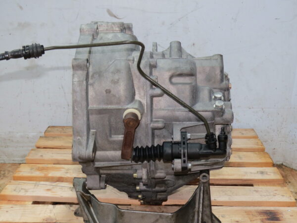 05-08 Mini Cooper Manual Transmission 6 Speed Supercharged - Image 7