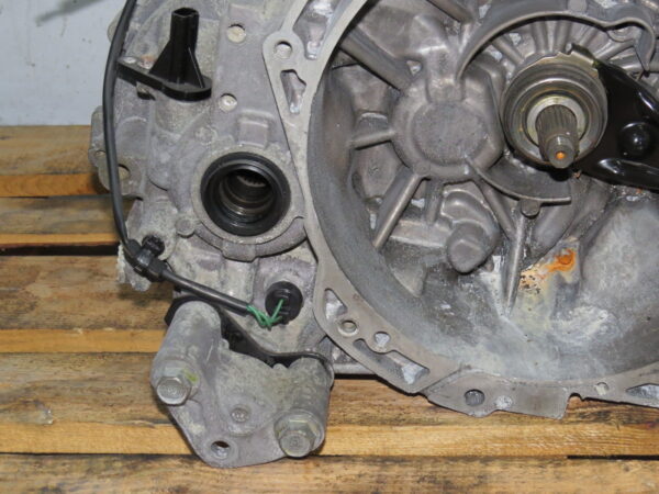 2004-2005-2006 MAZDA 6 5 SPEED MANUAL TRANSMISSION - Image 10